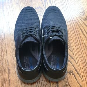 Sketches sneakers brand new with tags